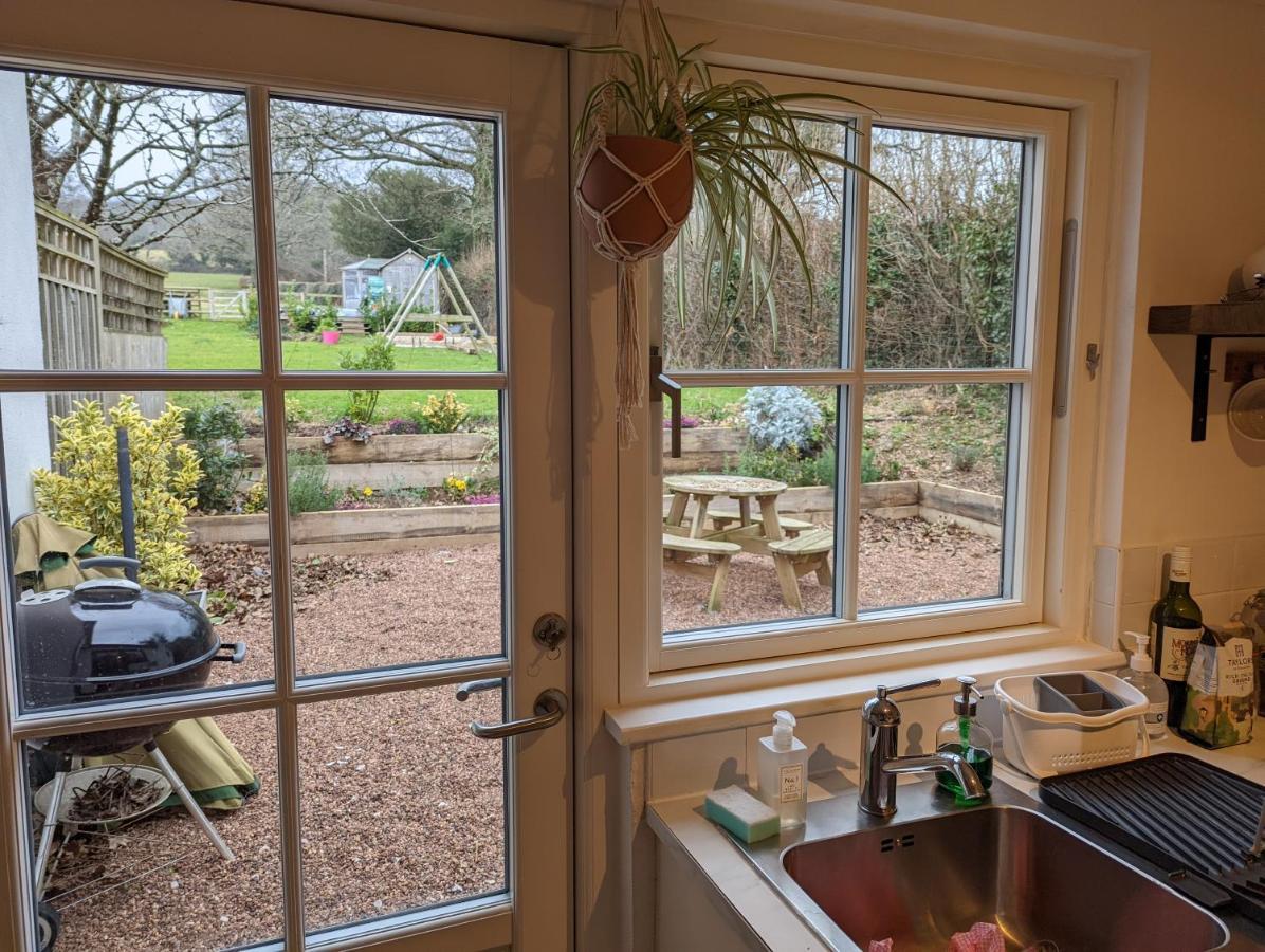 Cosy 2-Bed Property In Ashburton Dartmoor Newton Abbot Eksteriør billede